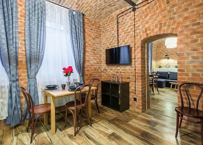 Klimatyczne Przy Starym Rynku * بوزنان