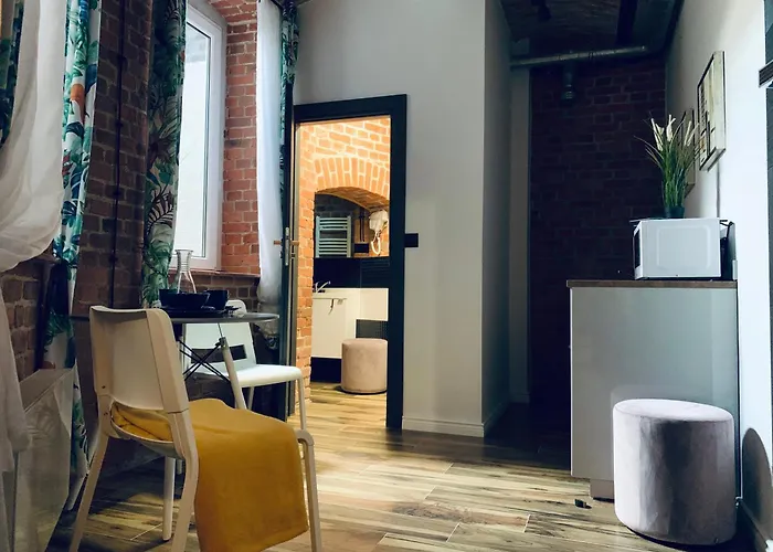 Klimatyczne Przy Starym Rynku بوزنان